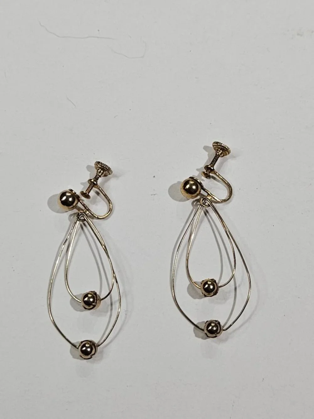 Vintage Goldtone Screw Back Earrings Double Teardrop Dangle Beaded 2 inches